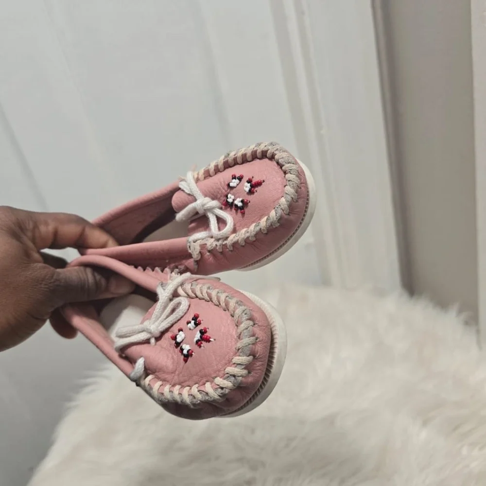 Light Pink Leather Baby Moccasins With Floral Beadwork.🌴